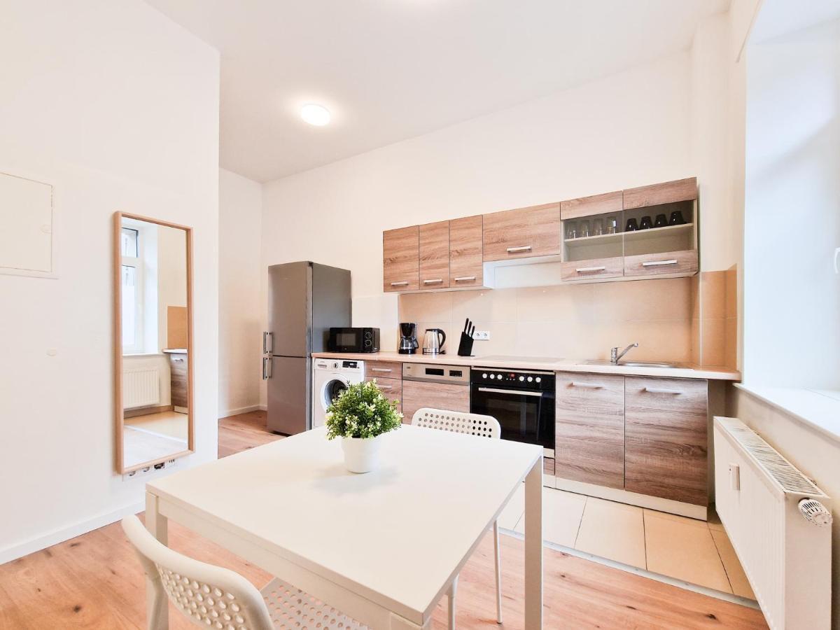 דיסלדורף Raj Living - 1 Or 4 Room Apartments - 15 Min To Messe Dus - 10 Min Old Town Dus מראה חיצוני תמונה
